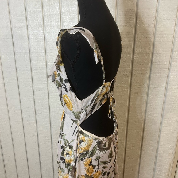 Secret Mission Super Natural Celia Open Back Maxi Dress, size medium. - Picture 5 of 8